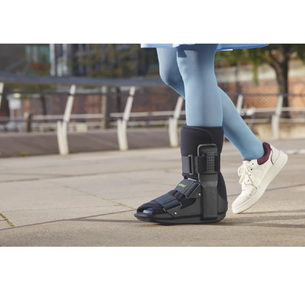 Orteza scurta glezna picior pentru imobilizare, Actimove Air Walker cu perna de aer Small (marimea 36-39), [4],pharmazone.ro