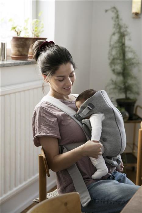 Marsupiu anatomic - Mini - cu pozitii multiple de purtare - Light Grey, 3D Jersey - BabyBjorn, [6],bestfam.ro
