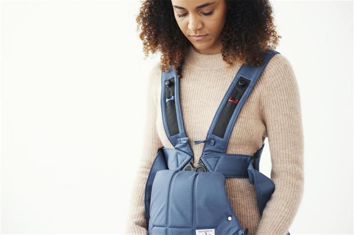 Marsupiu anatomic - Mini - cu pozitii multiple de purtare - Vintage Indigo, bumbac - BabyBjorn, [4],bestfam.ro