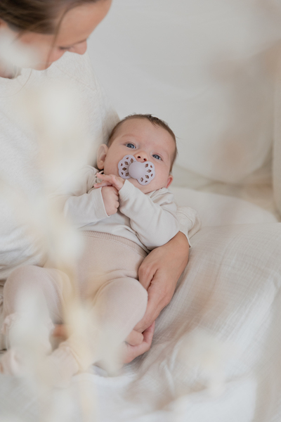 BIBS - Set 2 suzete Infinity Silicon, tetina simetrica, 6 luni +-Ivory/Sage, [4],bestfam.ro