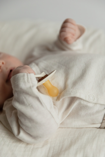 BIBS - Suzeta Colour Latex, tetina rotunda, 18+ luni, ambalaj premium-Ivory, [3],bestfam.ro