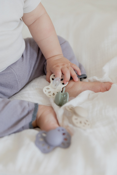 BIBS - Suzeta Infinity Silicon, tetina simetrica, 0 luni +-Ivory, [2],bestfam.ro