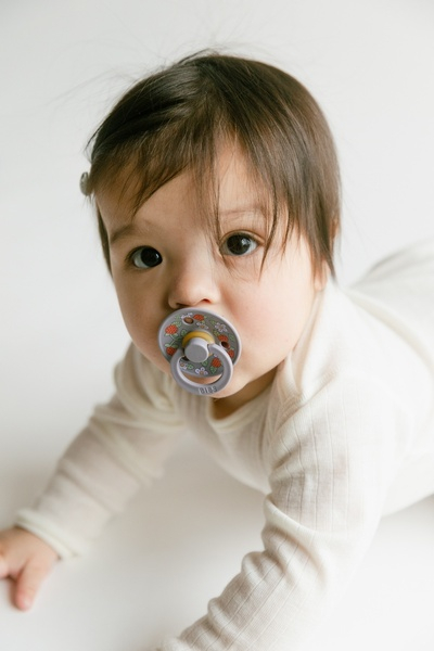 BIBS x LIBERTY - Set 2 suzete Colour Strawberries and Cream Latex, tetina rotunda, 6 luni+-Ivory/Vanilla, [4],bestfam.ro