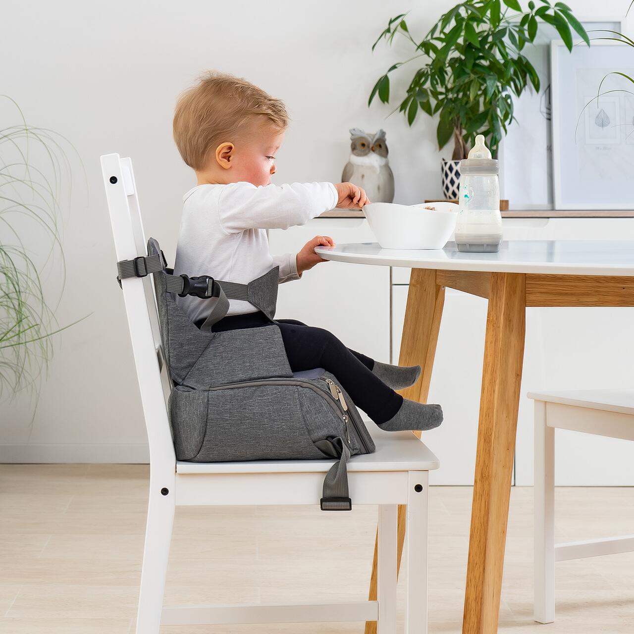 Inaltator de scaun pentru bebelusi 6-36 luni, transportabil, din plastic reciclat, Reer Growing Booster Seat 85041, [8],bestfam.ro