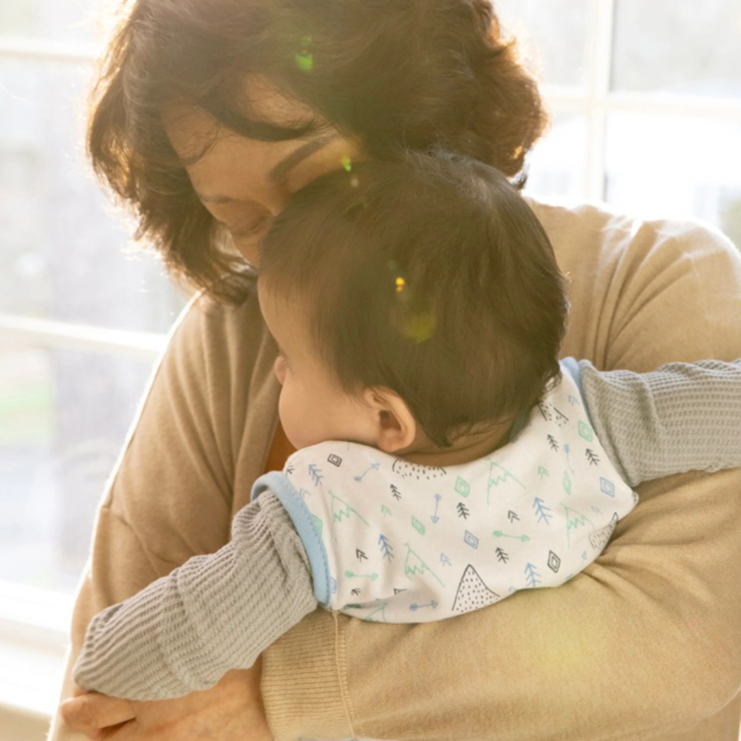 Ingenuity - Sac de dormit Swaddle Me Night Sack Sleeper, 3-18 luni, Sunset Space, [2],bestfam.ro