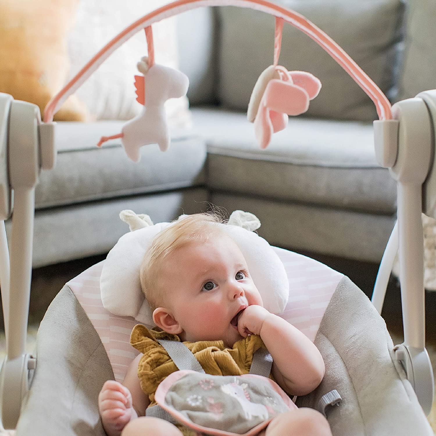 Ingenuity - Leagan portabil Comfort 2 Go Flora the Unicorn, [2],bestfam.ro