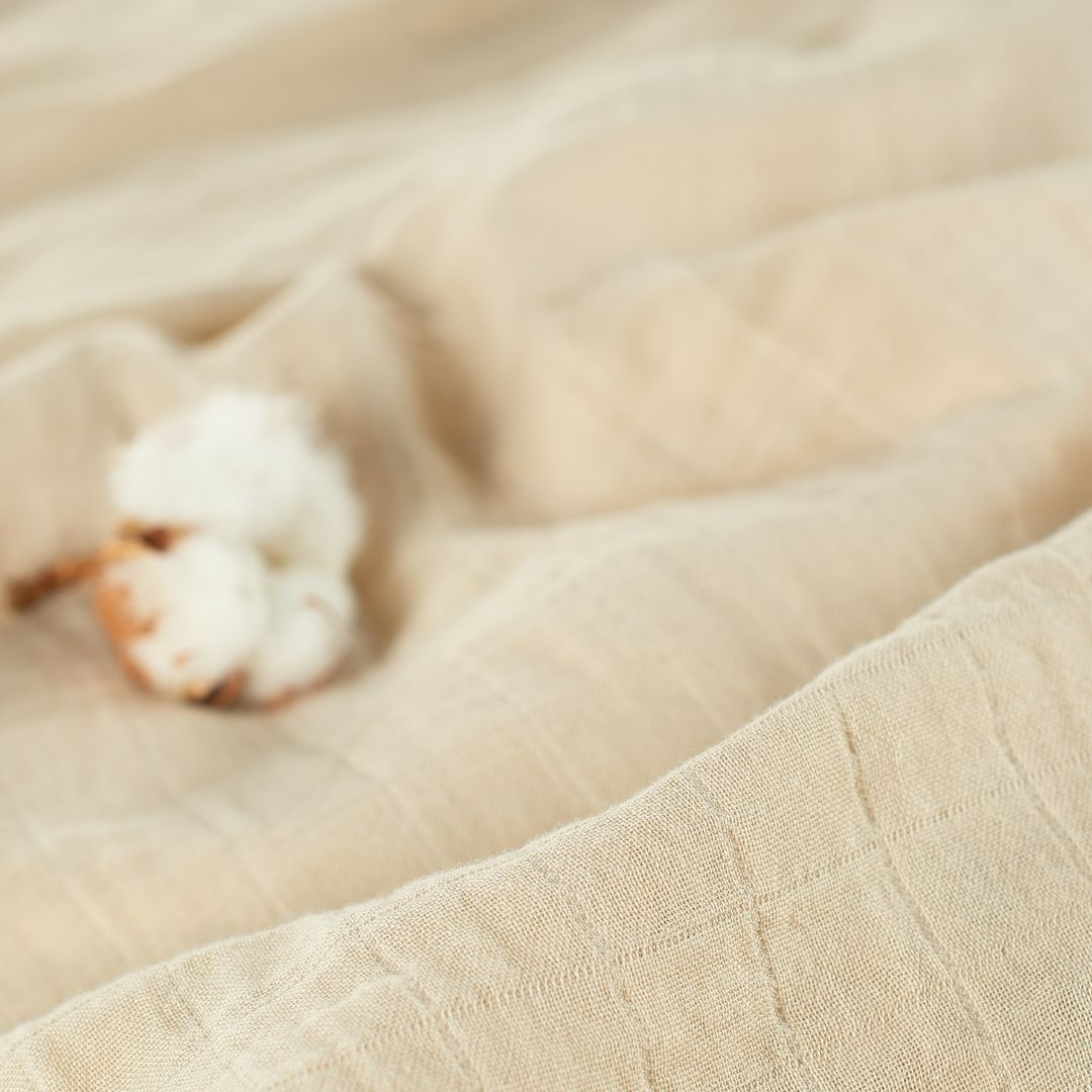 ONINO - Muselina multifunctionala din bumbac 100% organic, HUG.me, Creamy Vanilla, x1 bucata, 120 x 120 cm, certificata GOTS, [8],bestfam.ro