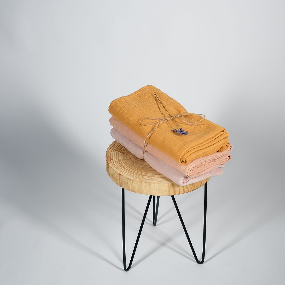 ONINO - Muselina multifunctionala din bumbac 100% organic, HUG.me, Honey Gold, x1 bucata, 120 x 120 cm, certificata GOTS, [2],bestfam.ro