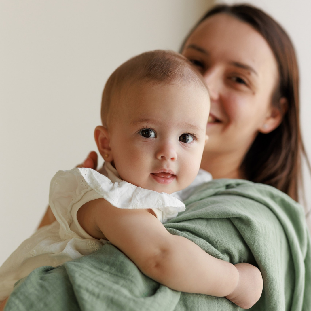 ONINO - Muselina multifunctionala din bumbac 100% organic, HUG.me, Serene Green, x1 bucata, 120 x 120 cm, certificata GOTS, [9],bestfam.ro