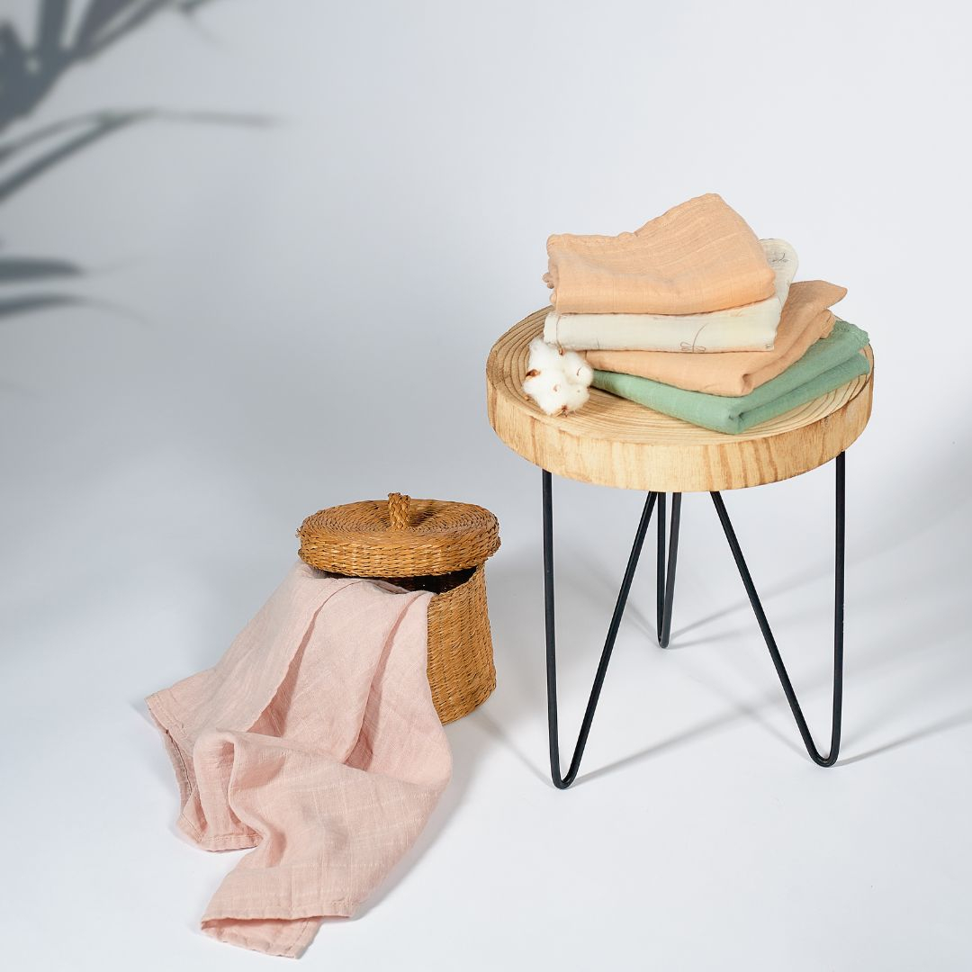 ONINO - Muselina multifunctionala din bumbac 100% organic, HUG.me, Warm Peach, x1 bucata, 120 x 120 cm, certificata GOTS, [7],bestfam.ro