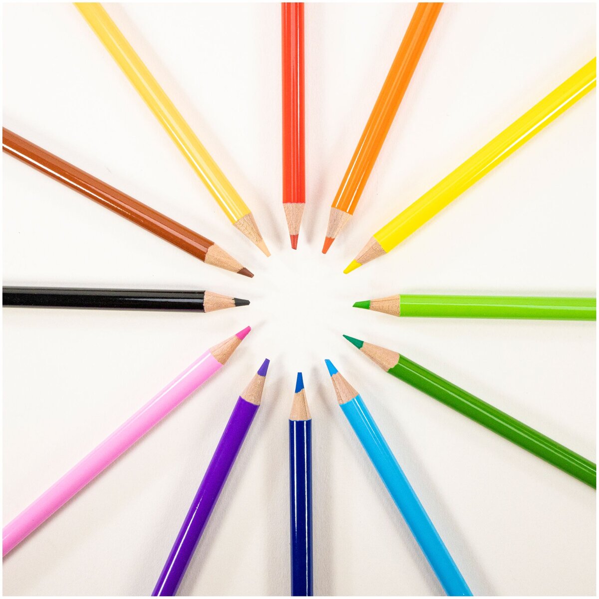 Set 12 creioane de colorat, [3],bestfam.ro