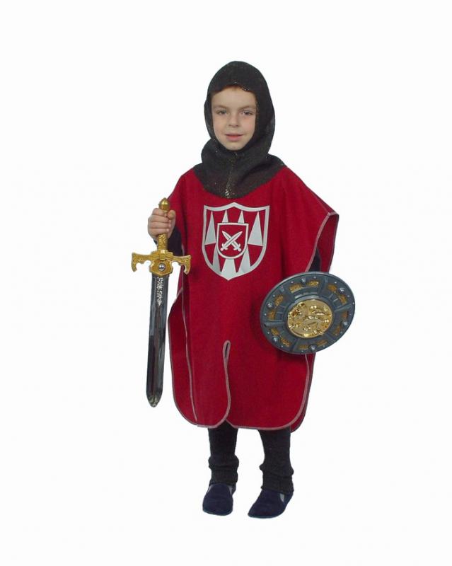 Costum de cavaler cu pelerină și cagulă