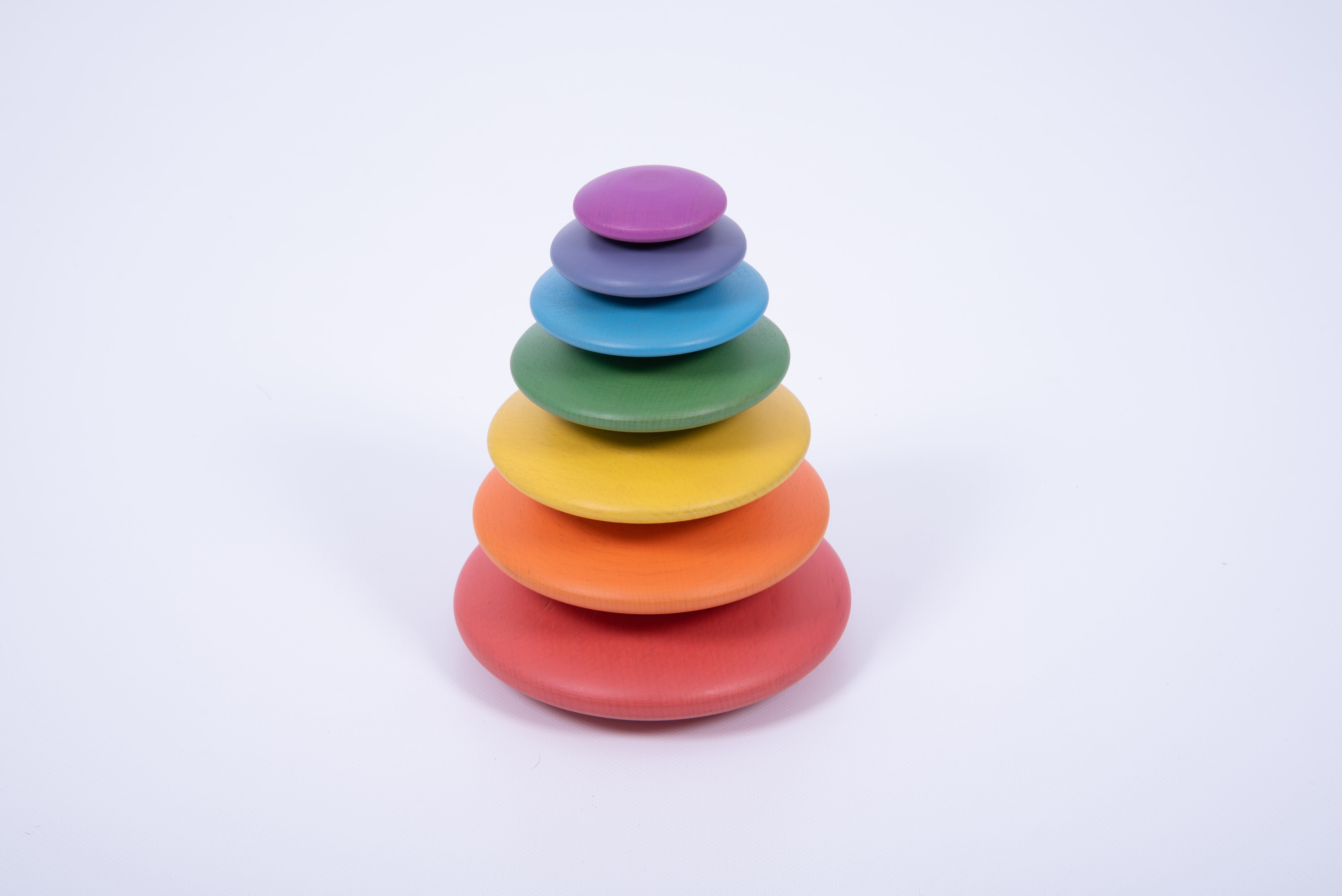 Set forme circulare din lemn de diferite culori şi dimensiuni pentru echilibru edituradiana.ro