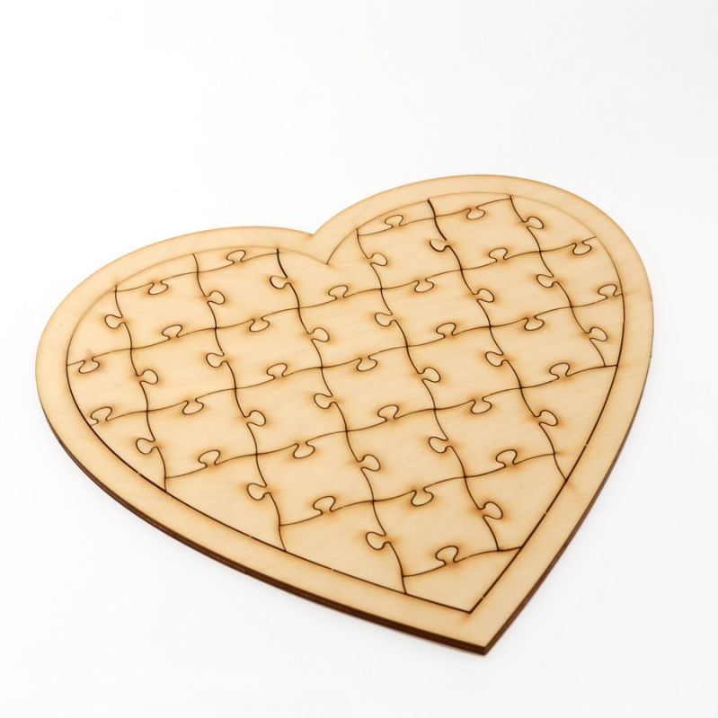 Vezi detalii pentru Puzzle necompletat din lemn pentru decorat - Inimă