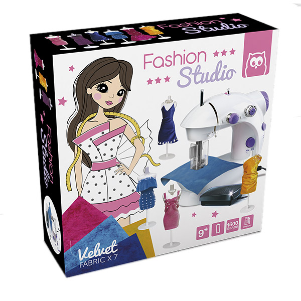 Set de creație cu mașină de cusut, materiale și accesorii