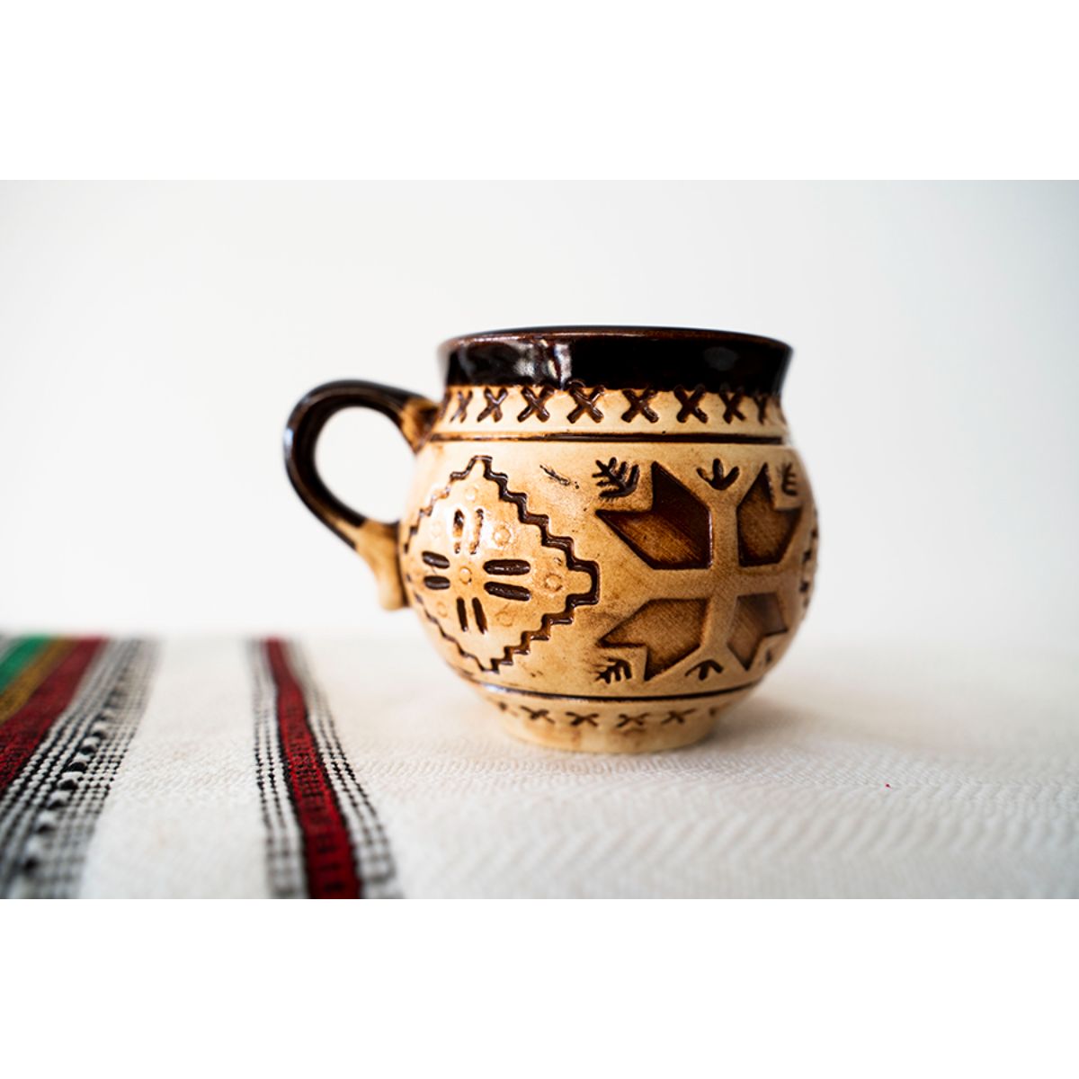 Bucatarie - Cană din ceramica glazurata model 2, hectarul.ro