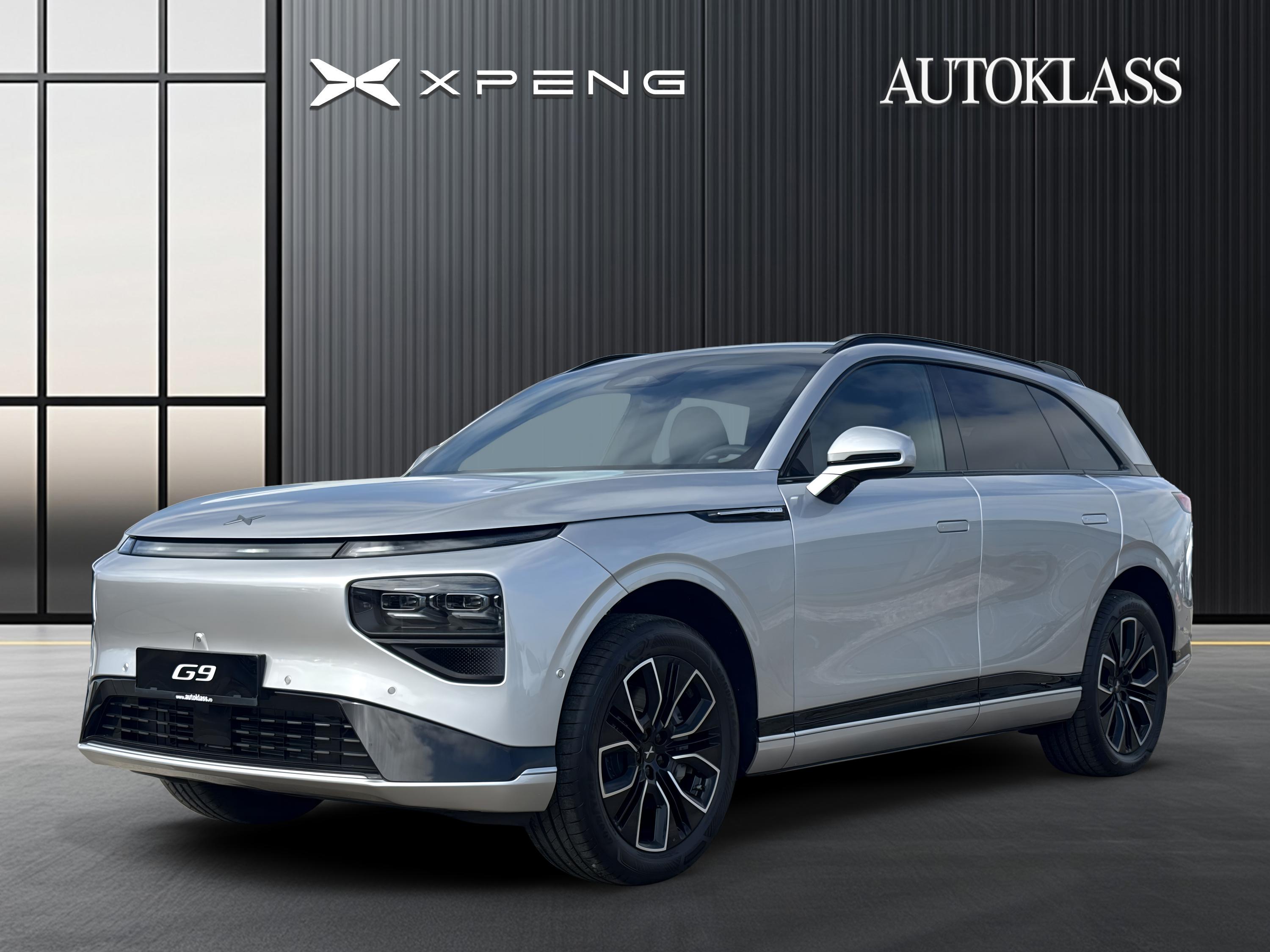 XPENG New G9 RWD Standard Range XPENG New G9 RWD Standard Range