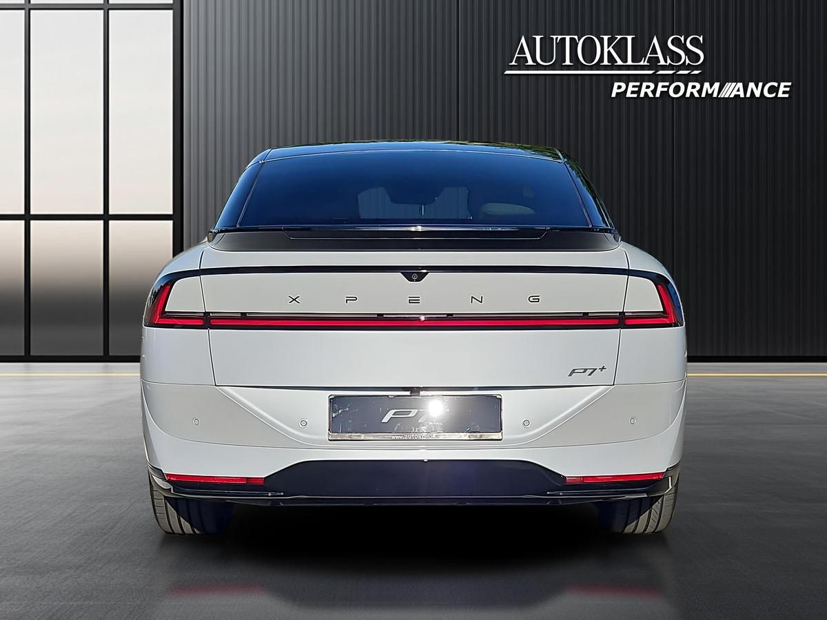 XPENG New P7+RWD Standard Range