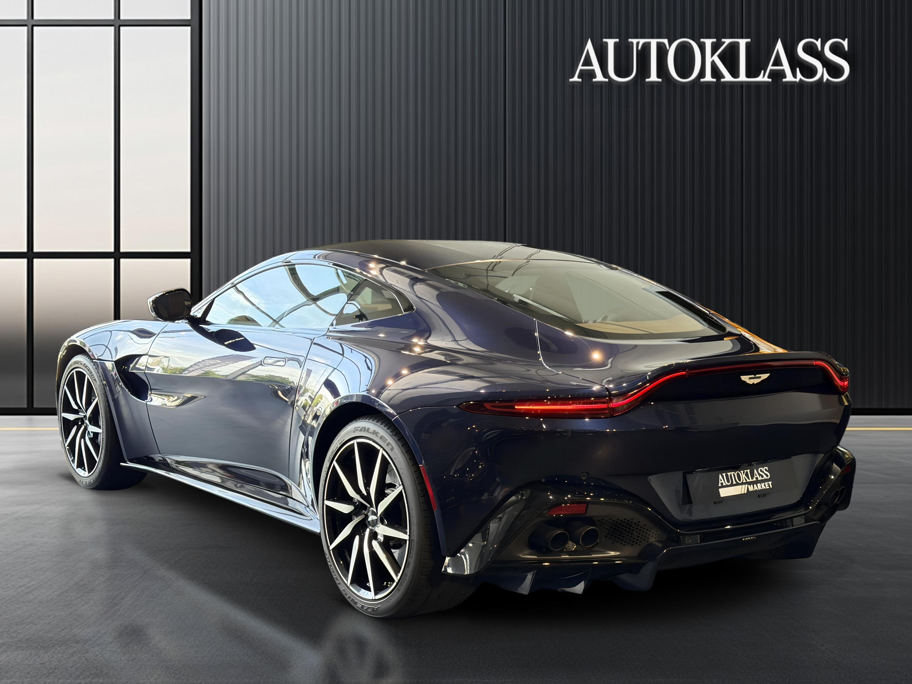 ASTON MARTIN Vantage V8 VANTAGE