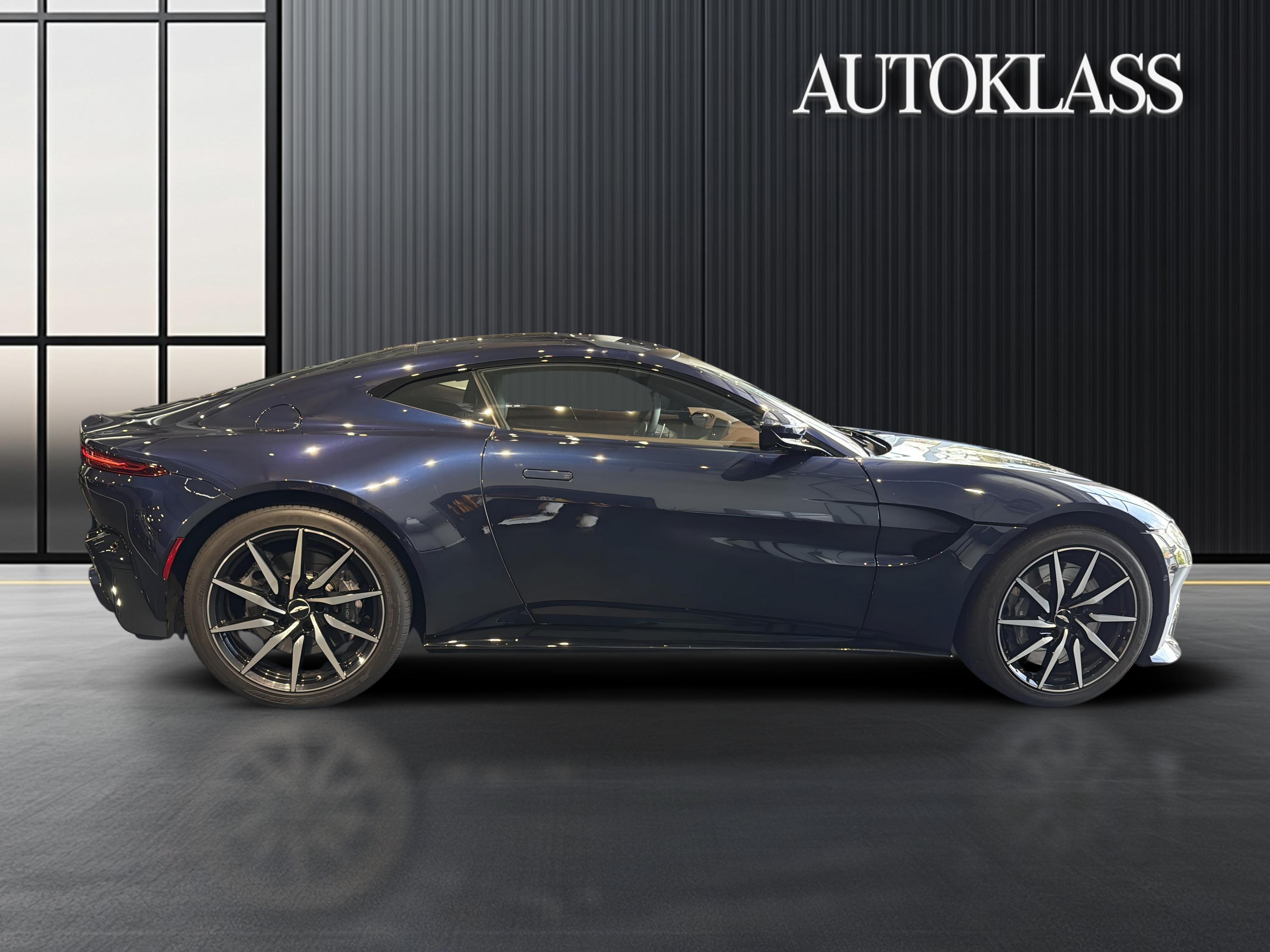 ASTON MARTIN Vantage V8 VANTAGE