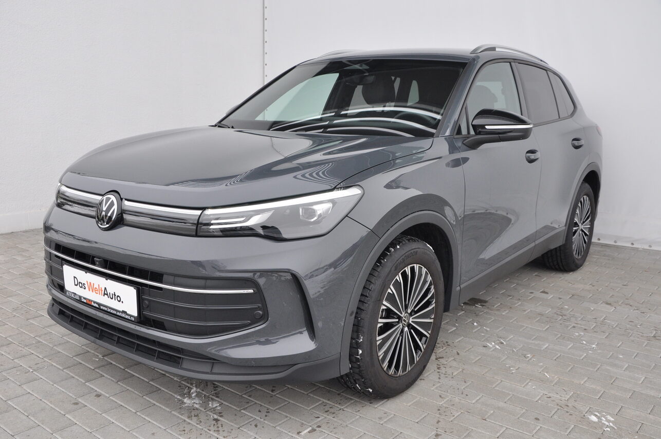 VOLKSWAGEN Tiguan