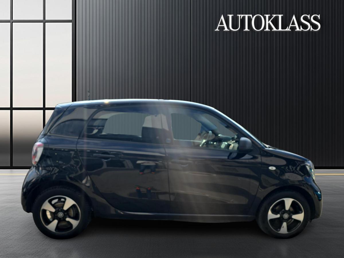 SMART EQ FORFOUR SMART EQ FORFOUR