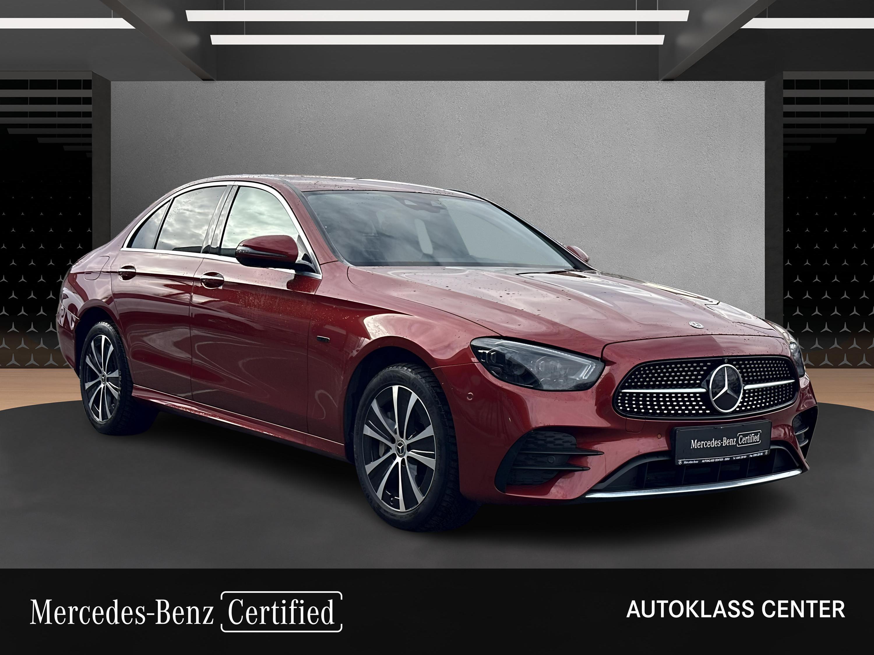 MERCEDES-BENZ CLASA E E 300 De 4MATIC Limuzina