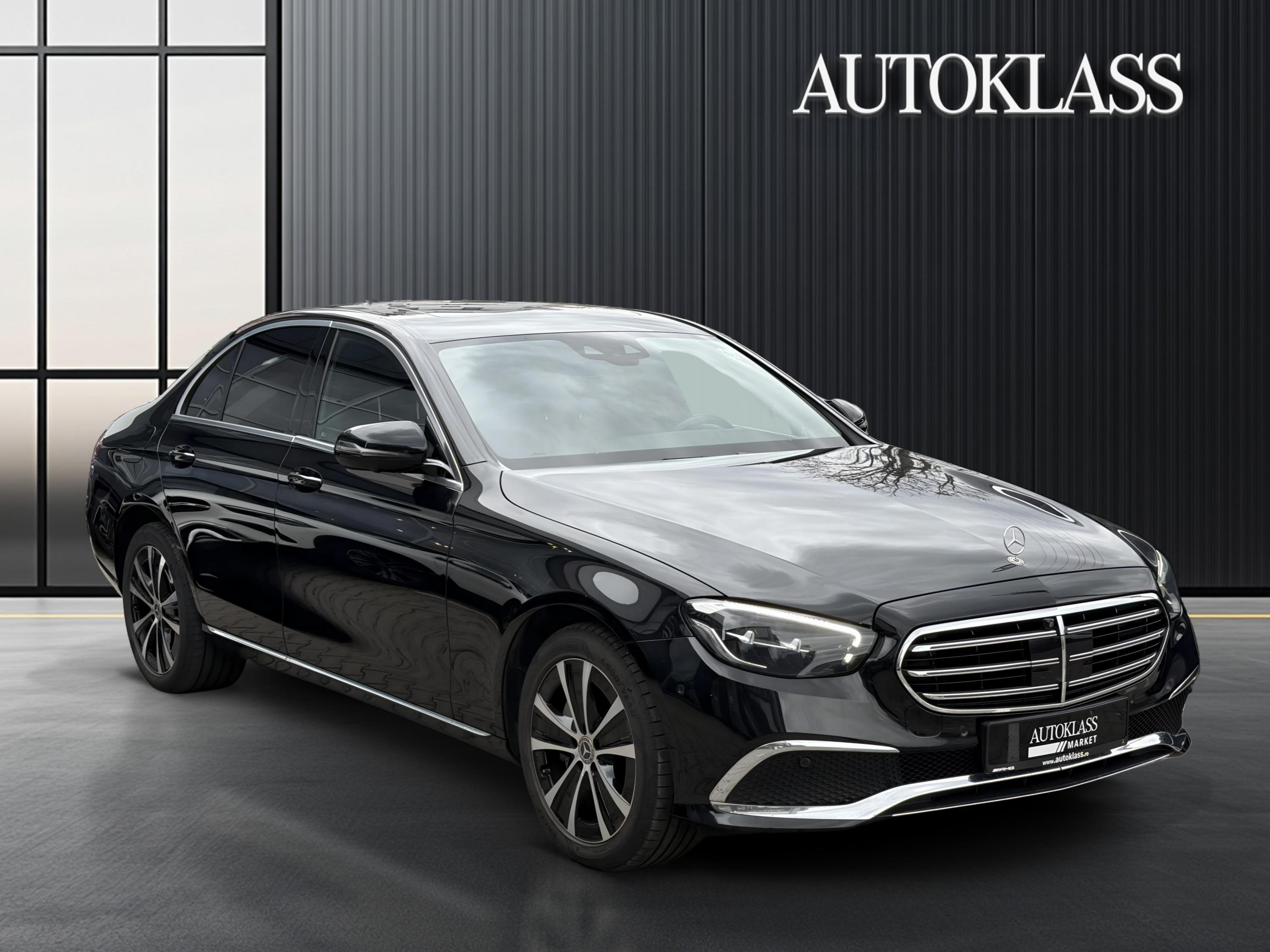 MERCEDES-BENZ CLASA E E 300 E 4M Limuzina