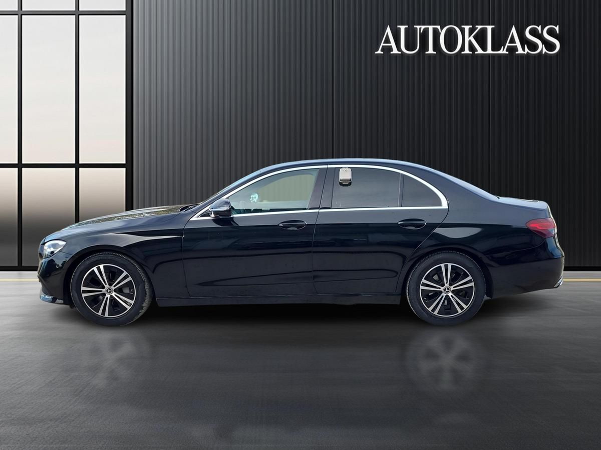 MERCEDES-BENZ CLASA E E 300
