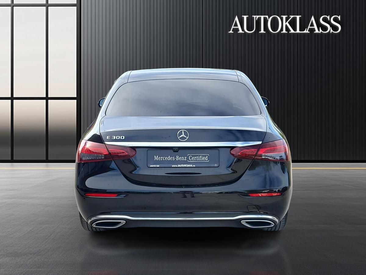 MERCEDES-BENZ CLASA E E 300