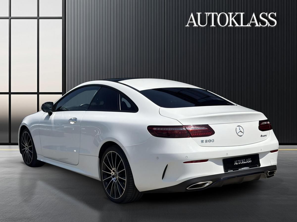 MERCEDES-BENZ CLASA E E 200 4MATIC Coupé
