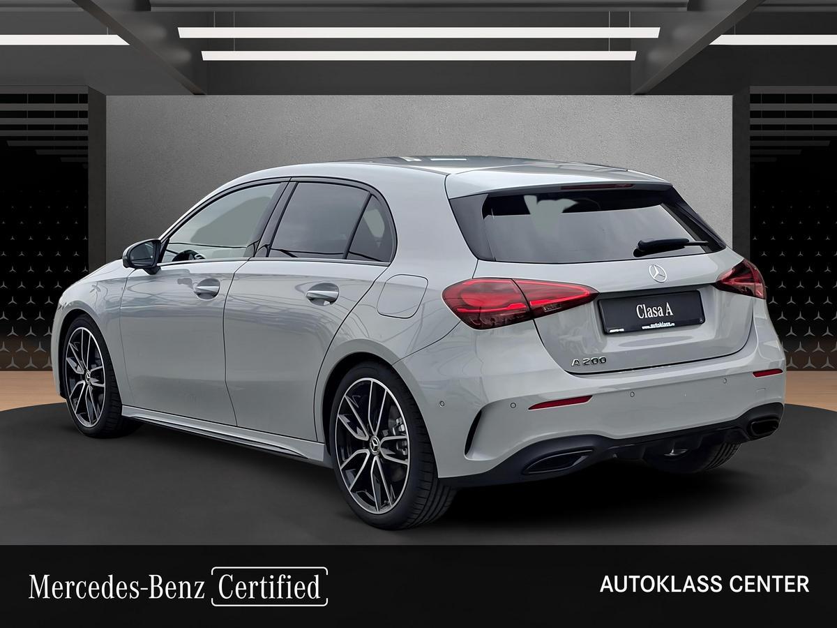 MERCEDES-BENZ A 200