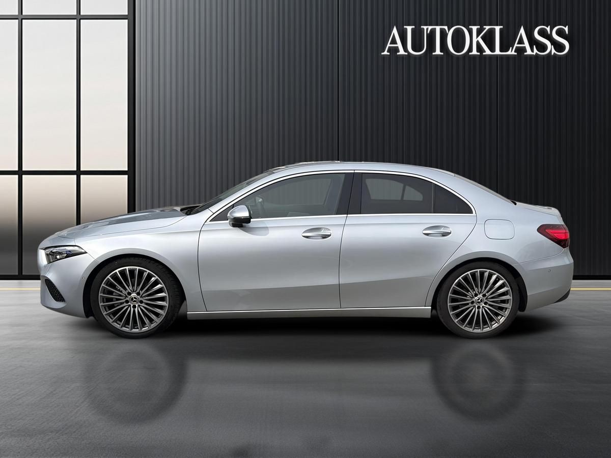 MERCEDES-BENZ CLASA A A 200 Limuzina
