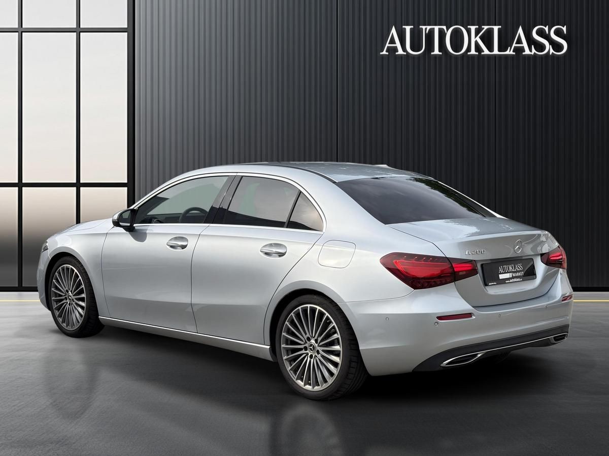 MERCEDES-BENZ CLASA A A 200 Limuzina