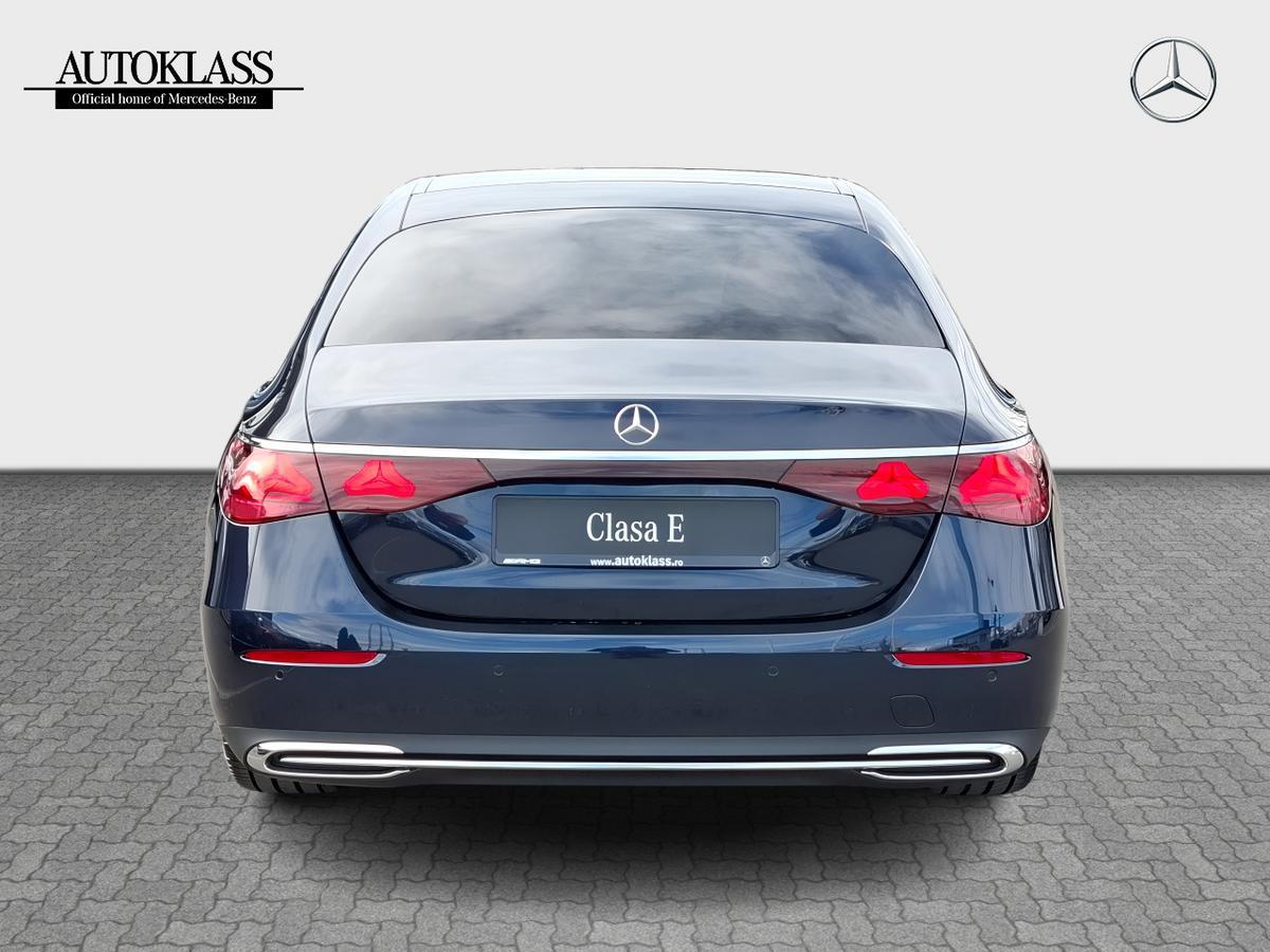 MERCEDES-BENZ E 220 D 4M Limuzina