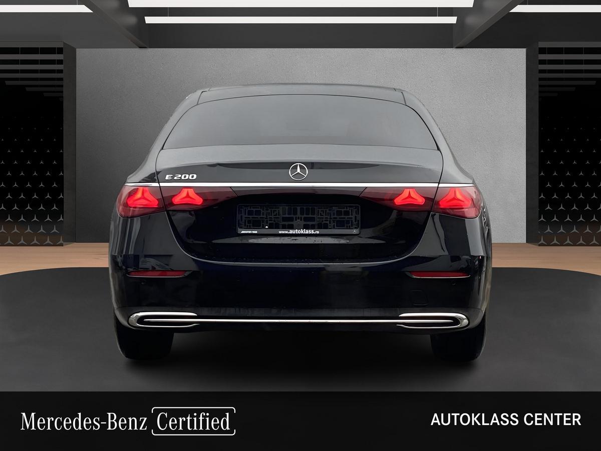 MERCEDES-BENZ CLASA E E 200 Limuzina