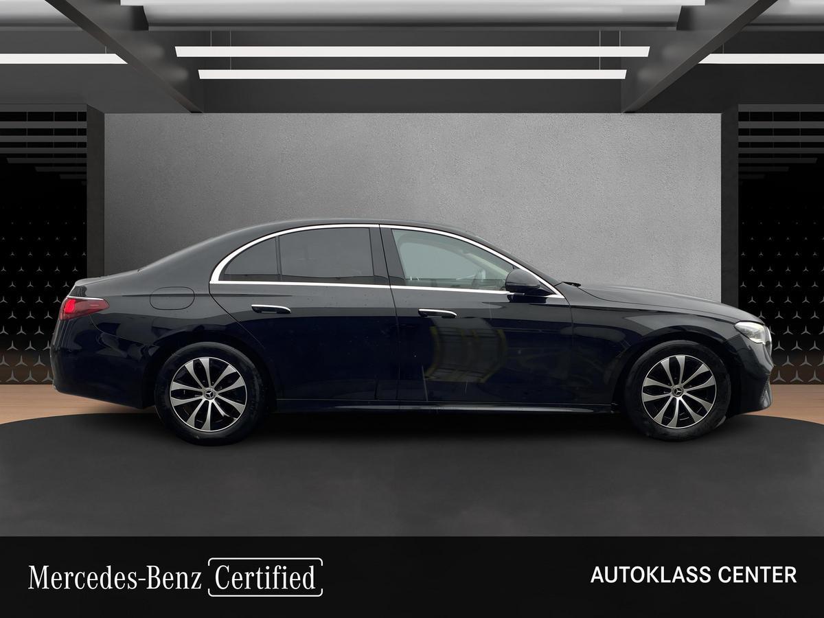 MERCEDES-BENZ CLASA E E 200 Limuzina