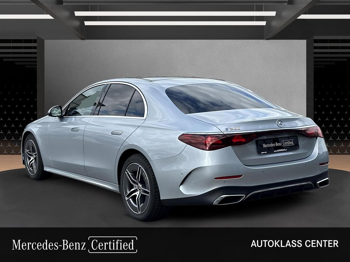 MERCEDES-BENZ CLASA E E 200 Limuzina