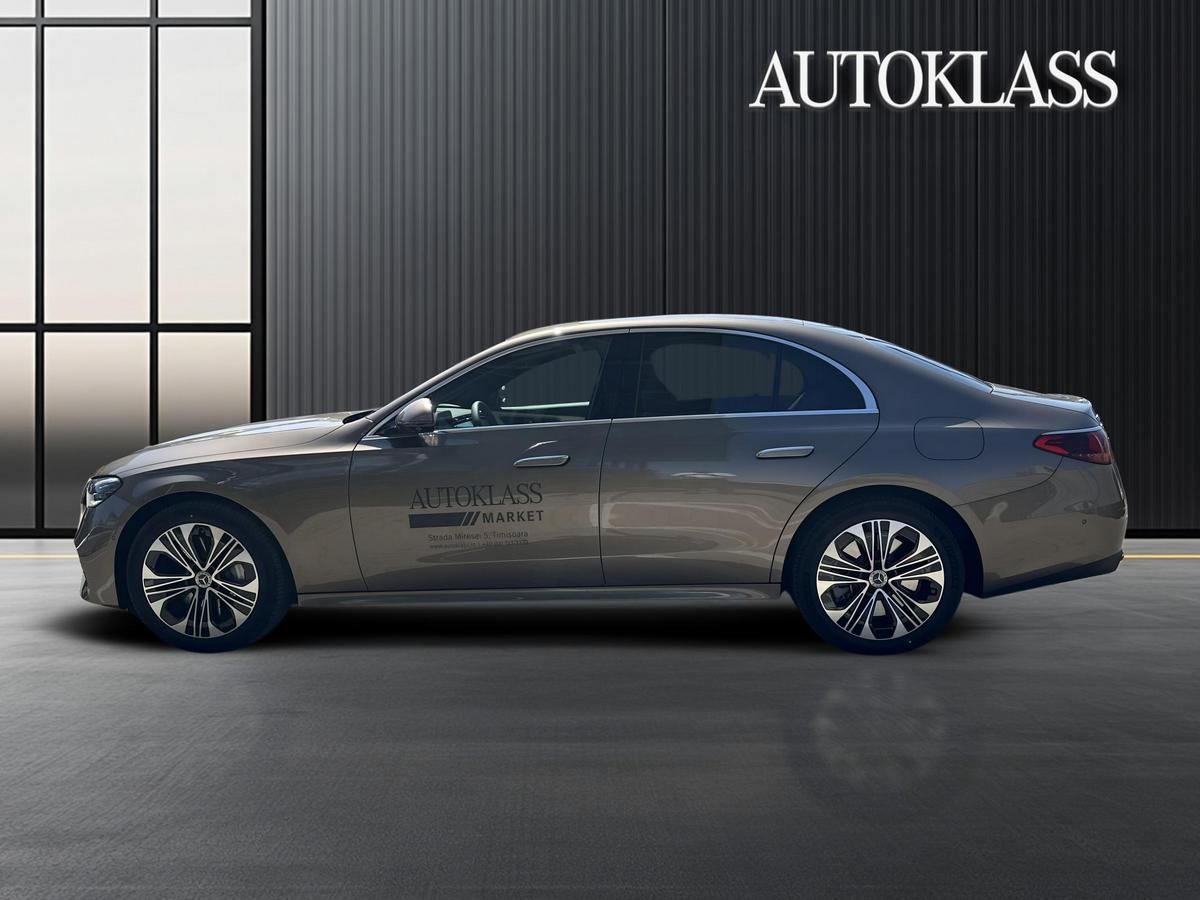 MERCEDES-BENZ CLASA E E 300 E 4M Limuzina