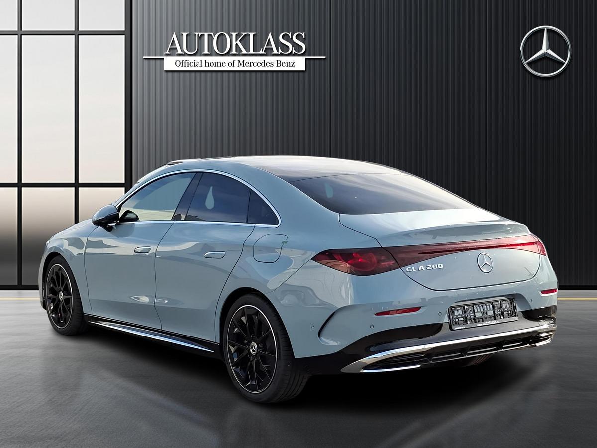 MERCEDES-BENZ CLA 200