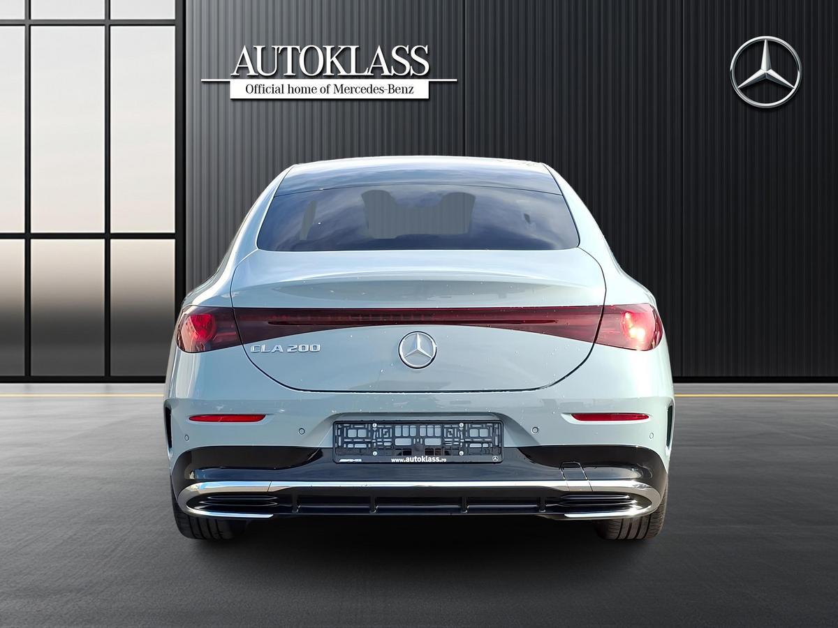 MERCEDES-BENZ CLA 200