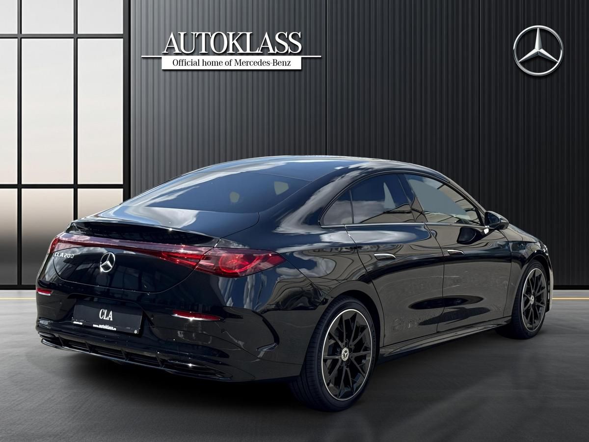 MERCEDES-BENZ CLA 200