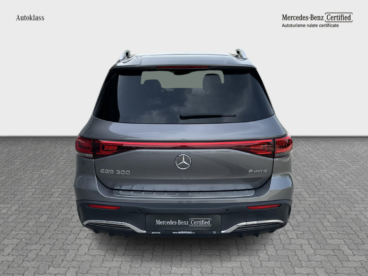 MERCEDES-BENZ EQB EQB 300 4MATIC