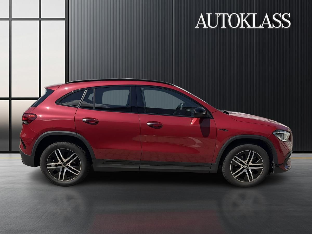 MERCEDES-BENZ GLA GLA 200 D 4MATIC