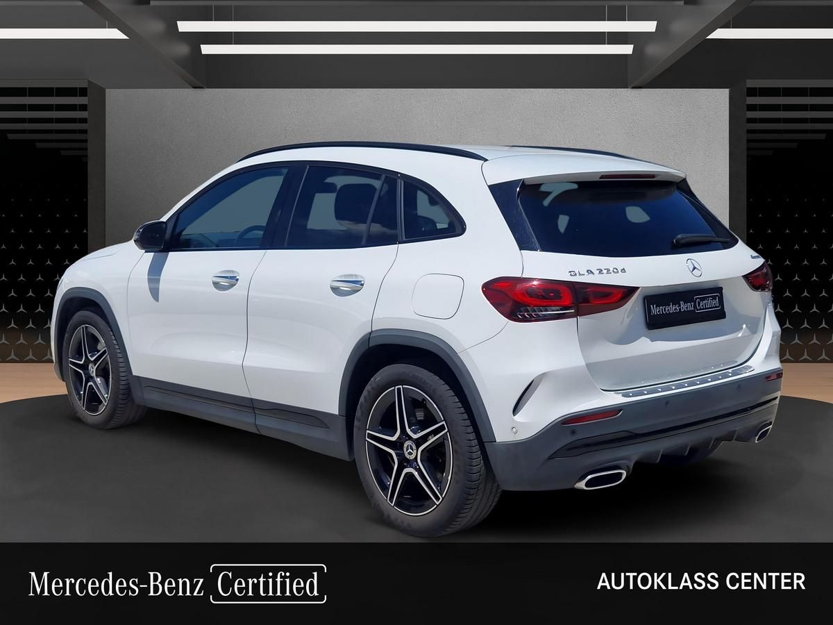 MERCEDES-BENZ GLA GLA 220 D 4MATIC