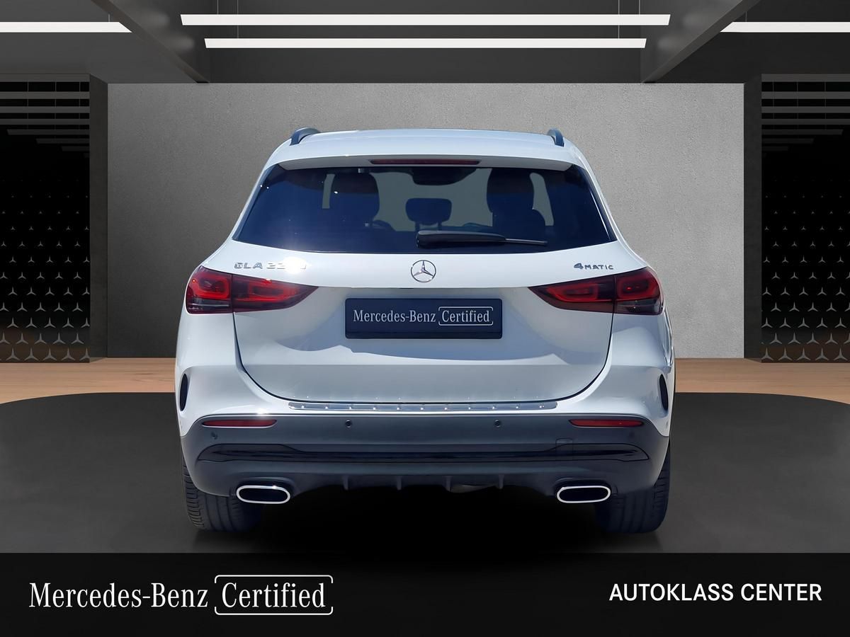 MERCEDES-BENZ GLA GLA 220 D 4MATIC