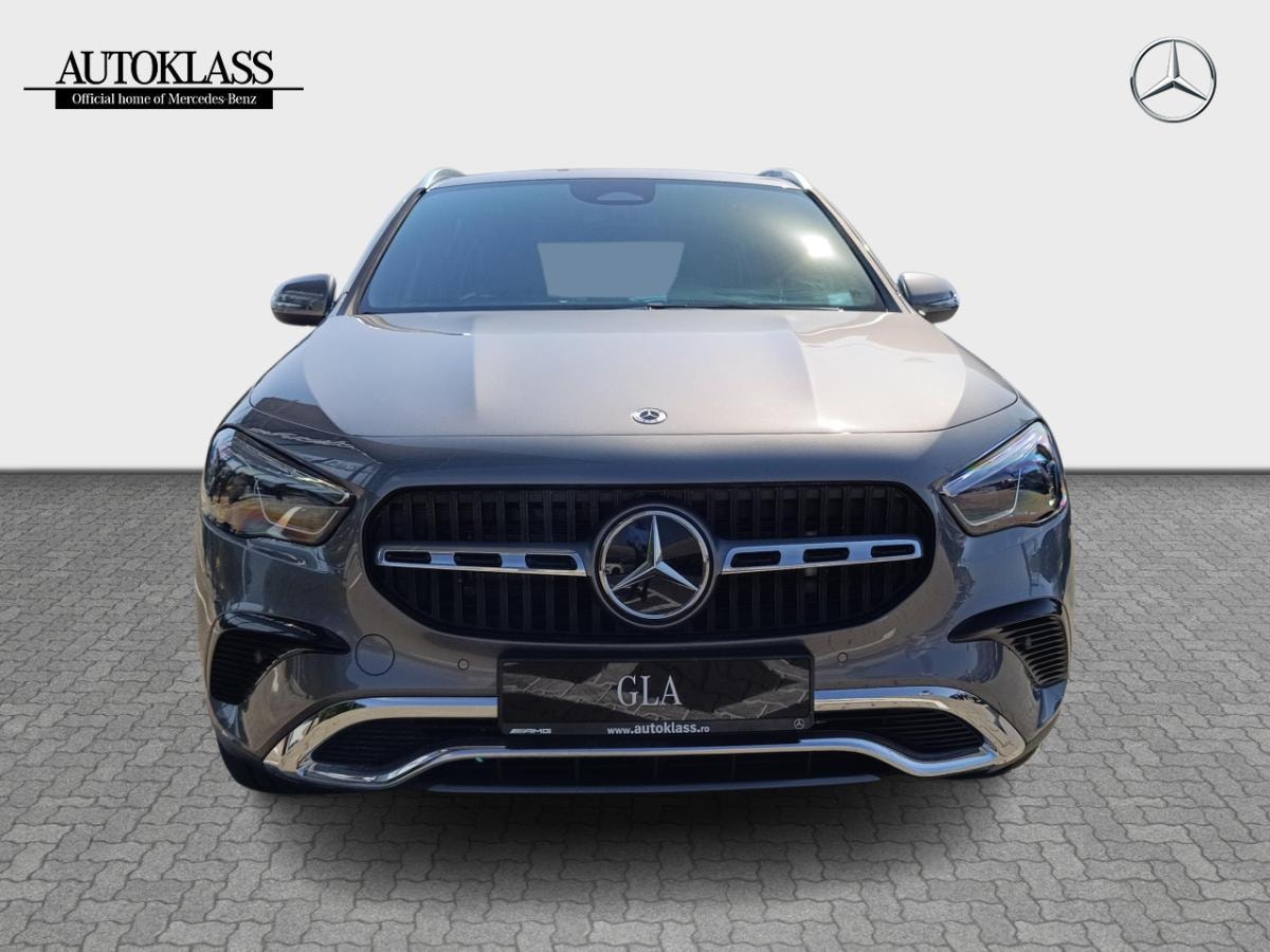 MERCEDES-BENZ GLA GLA 200 D 4MATIC