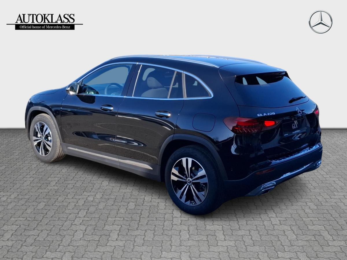 MERCEDES-BENZ GLA GLA 220 4MATIC