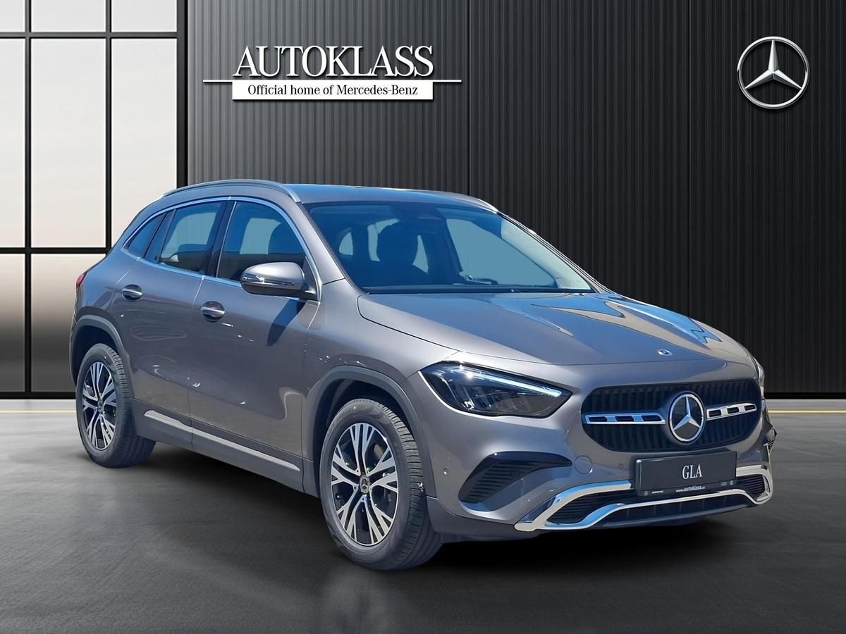 MERCEDES-BENZ GLA 180