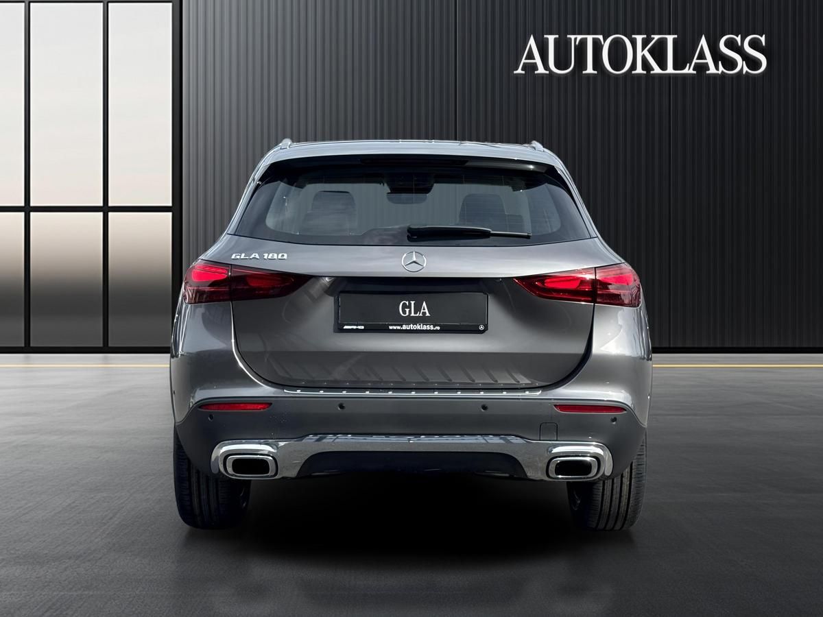 MERCEDES-BENZ GLA 180